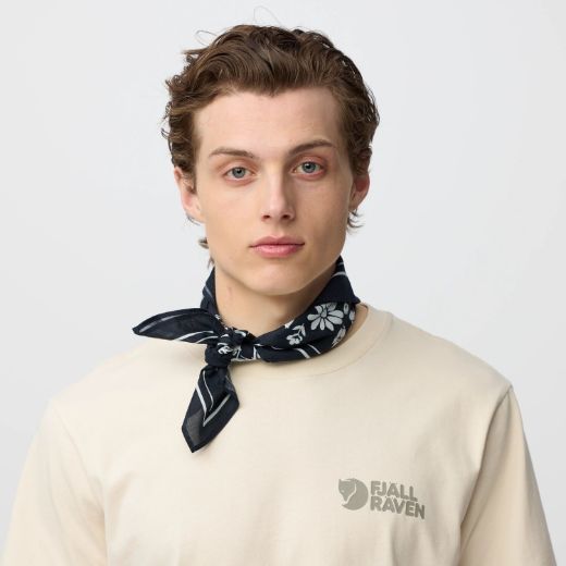 Fjällräven Fjällräven  Fjällblomster Bandana F13100236 Fjellklar Sport 2